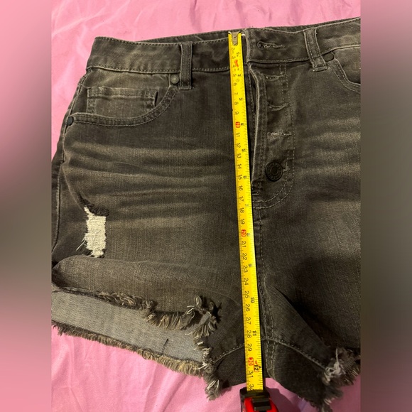 Refuge by Charlotte Russe Women’s Denim High Rise Shorts size 6 - Picture 5 of 5